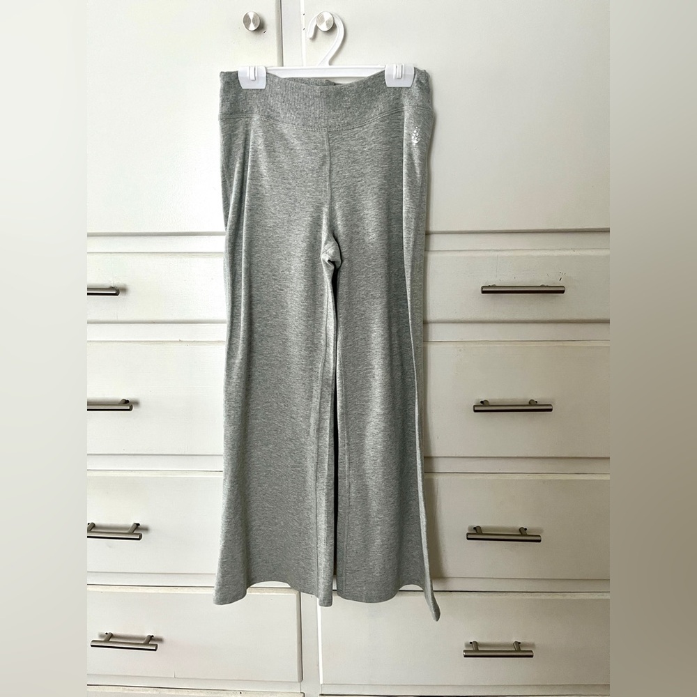 🆕 Free People cropped flares in gray size small